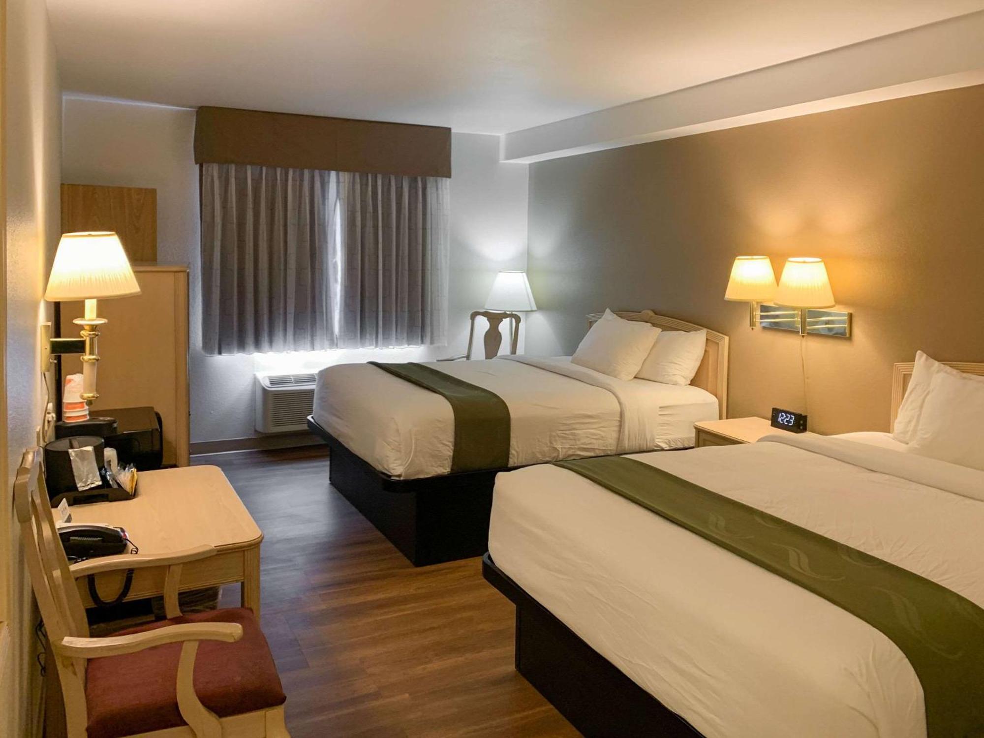 Locanda Quality East I-40 Juan Tabo Exit 2*